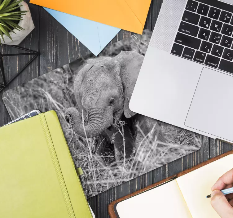 Black and white elephant  original mouse pad - TenStickers