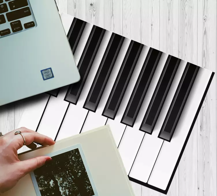 Piano keys more mousepads - TenStickers