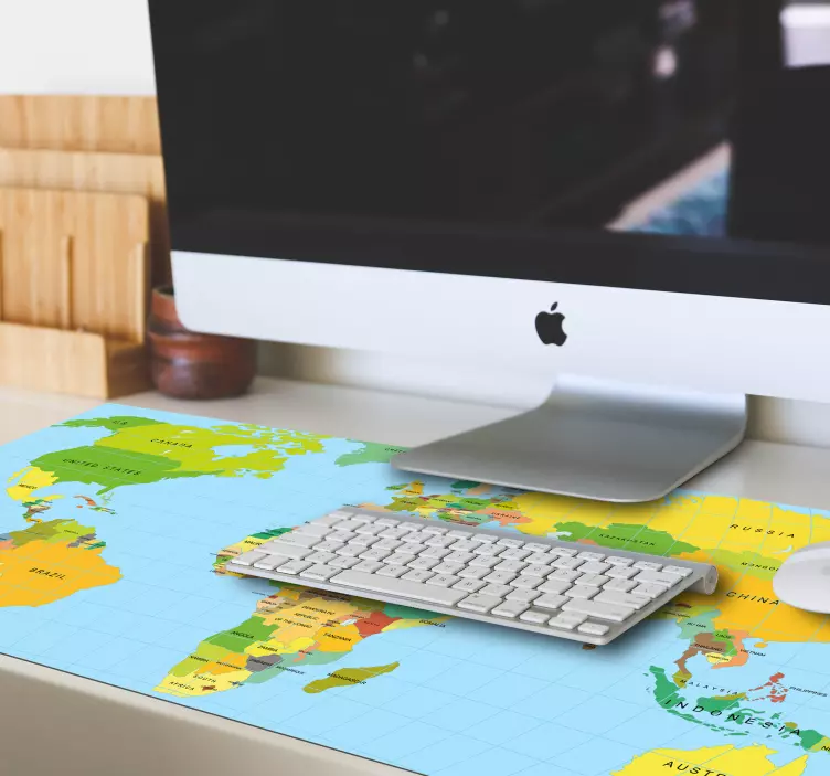 Politics world map XXL mouse pad - TenStickers