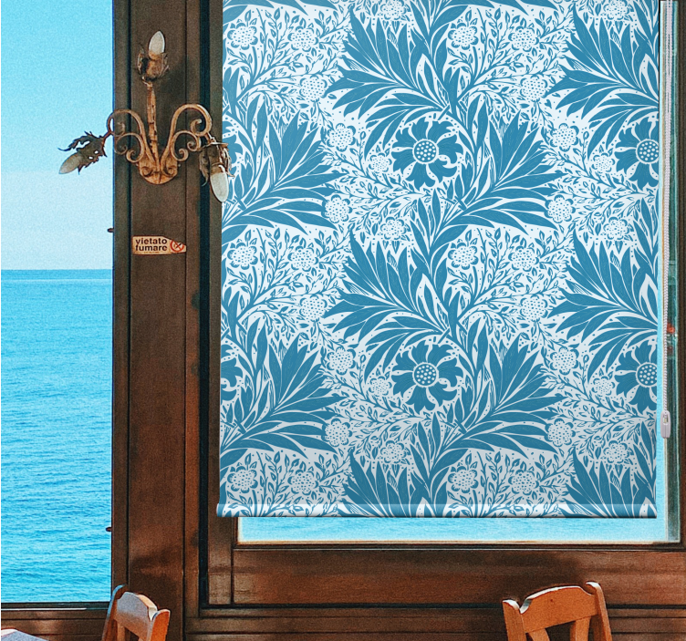 Complex Botanical Motif floral roller blind - TenStickers