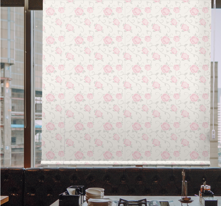 Delicate Pink Roses floral roller blind - TenStickers