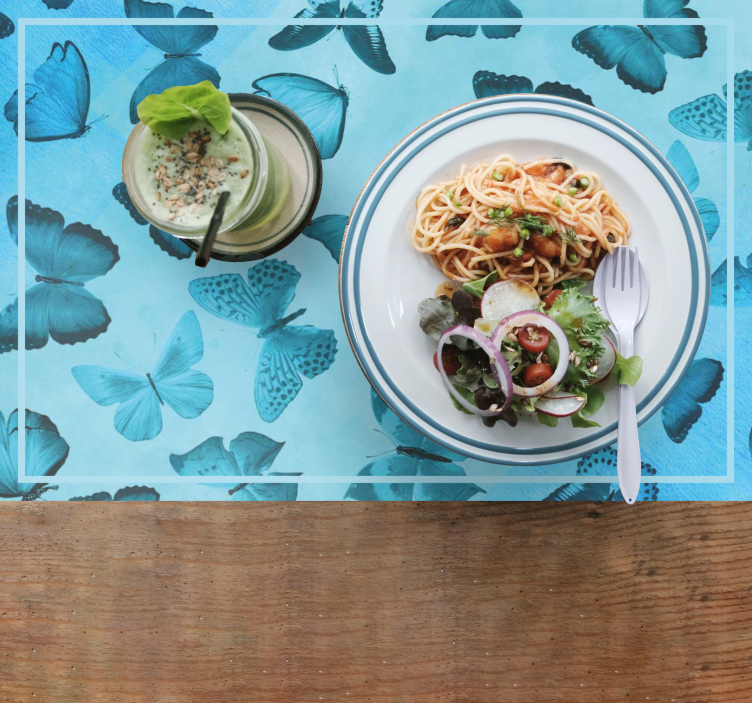 Blue pattern with butterfly placemats - TenStickers