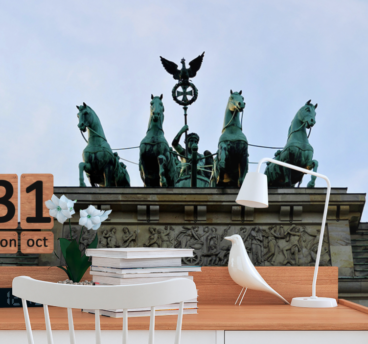 Berlin wall mural brandenburg gate statue - TenStickers