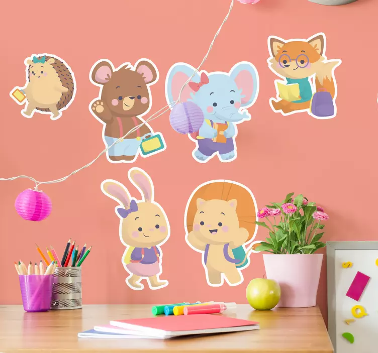 Charming Animal Friends wall stickers for kid - TenStickers