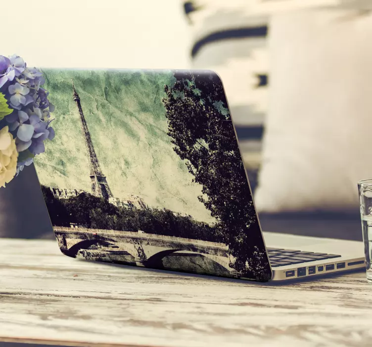 Eiffel Tower View laptop skin - TenStickers