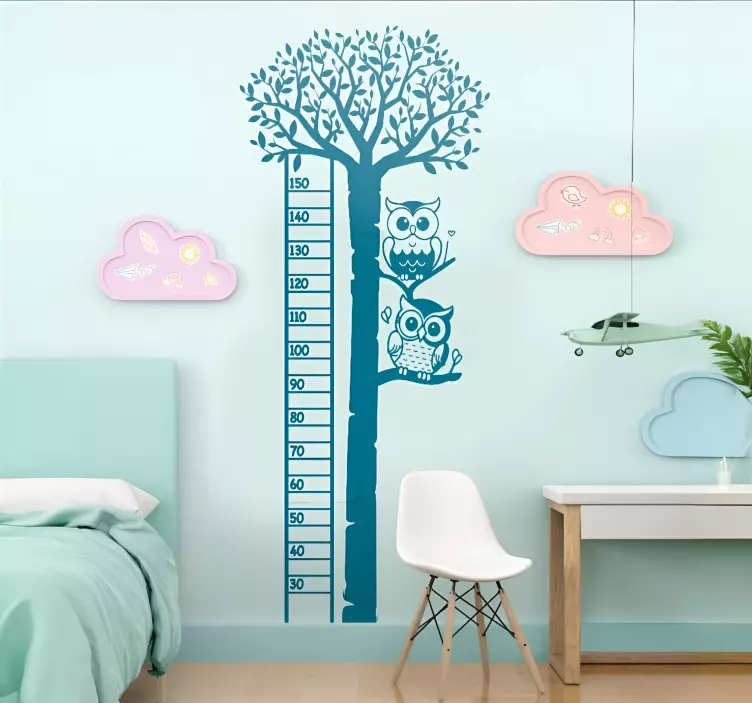 Owls in tree height chart wall sticker - TenStickers