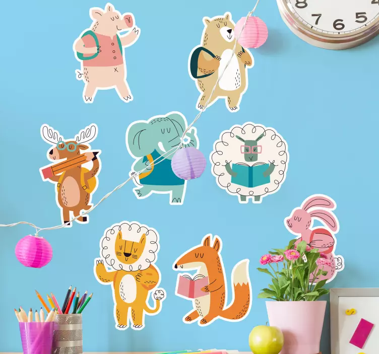 Playful Animal Friends wall sticker - TenStickers