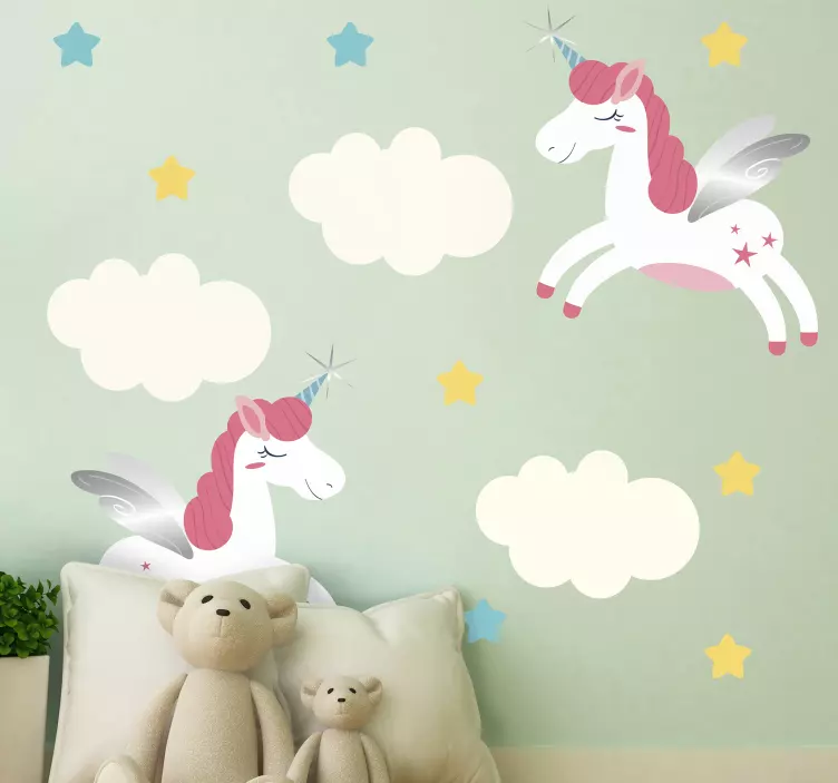 Playful Unicorn Design pet wall art - TenStickers