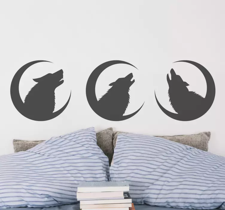 Wolf With 3 moons wild animal decal - TenStickers