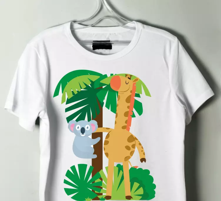 Koalas hugging a giraffe Kids t-shirt - TenStickers