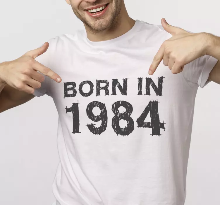 Personalized born in year t-shirt - TenStickers