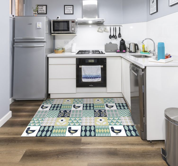 Colorful Bird Pattern tile vinyl rug - TenStickers